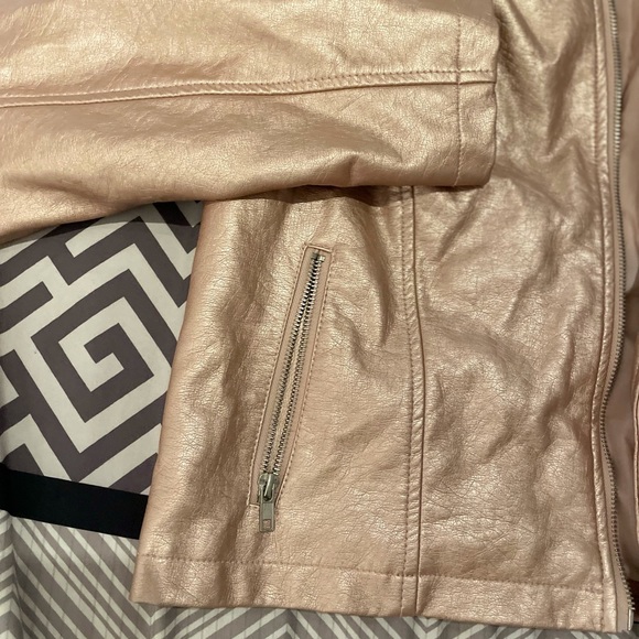 Forever 21 gold pink faux leather jacket. US S - Picture 5 of 6